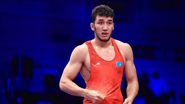 Ризабек Айтмұқан Super 4 Wrestling турнирде жеңімпаз атанды